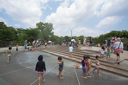 親水広場